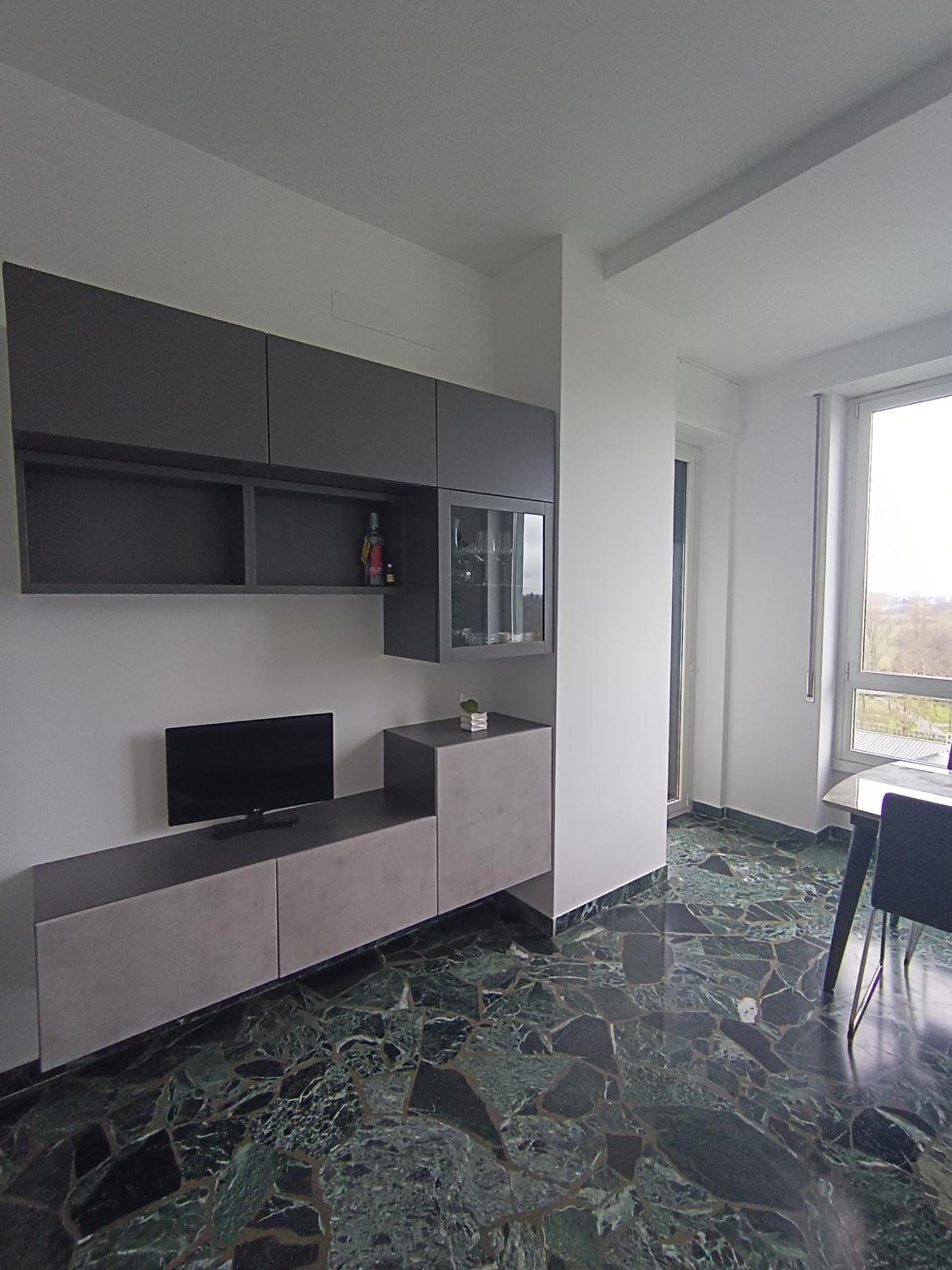 Homestay Stanza Matrimoniale Metro M5 - Bignami, Carroponte